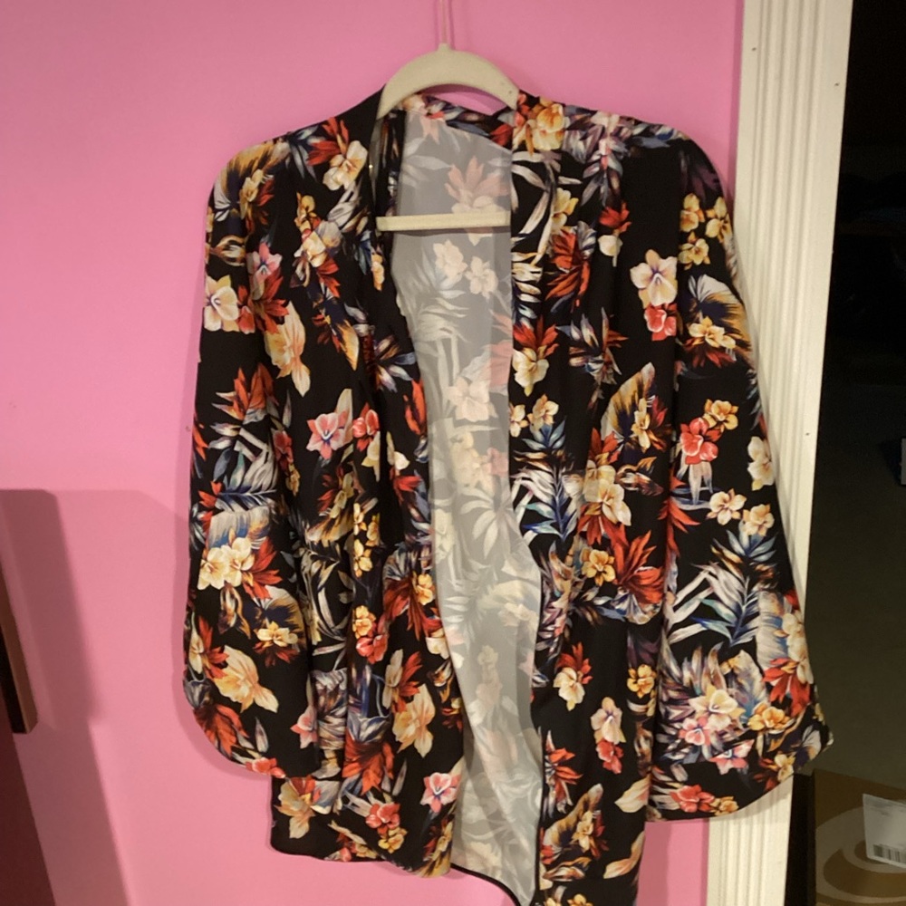 Whitney Eve Floral Kimono Jacket